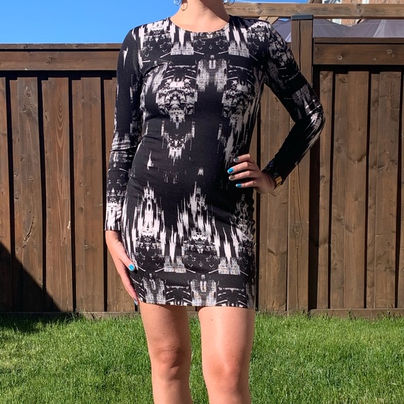 H&M cocktail Dress - Picture 3 of 4